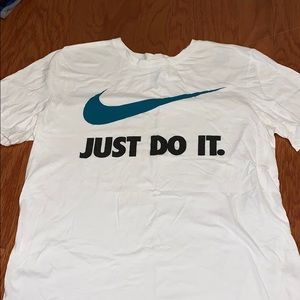 Nike t-shirt